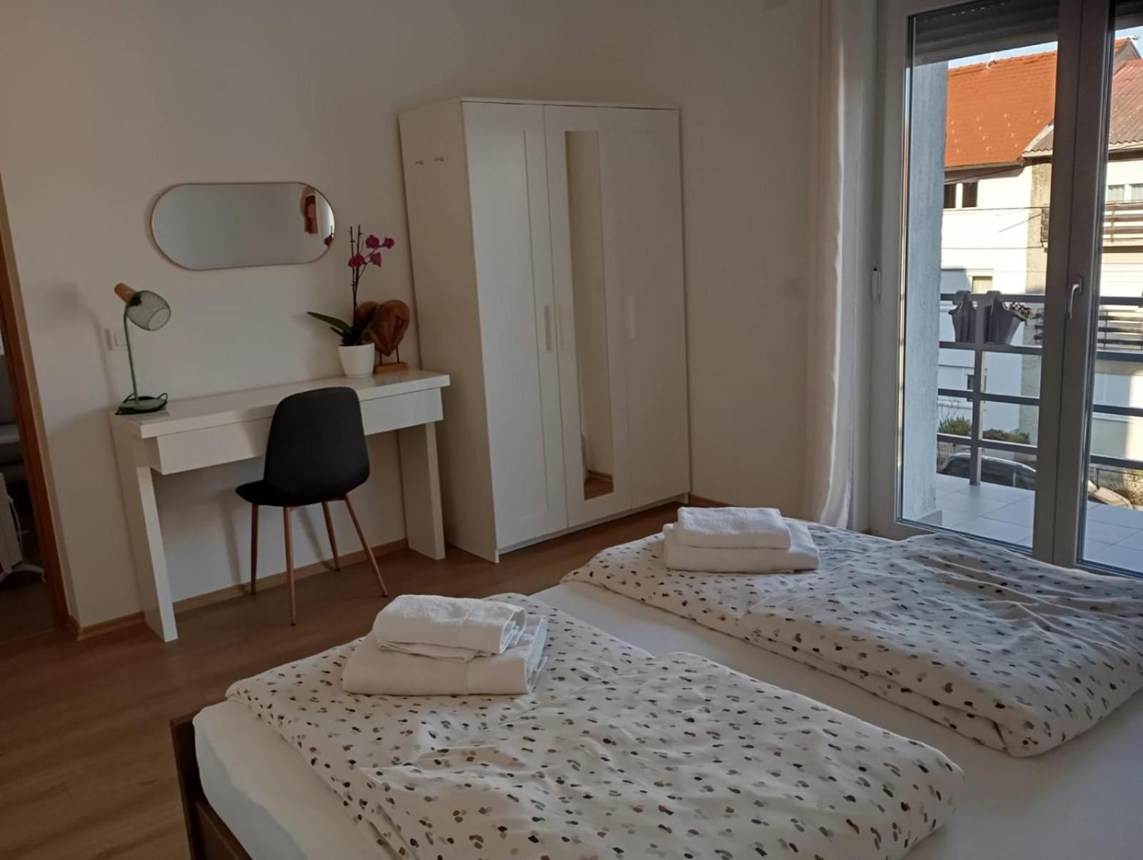 Apartman Zagreb , With Balcony And Free Parking 외부 사진